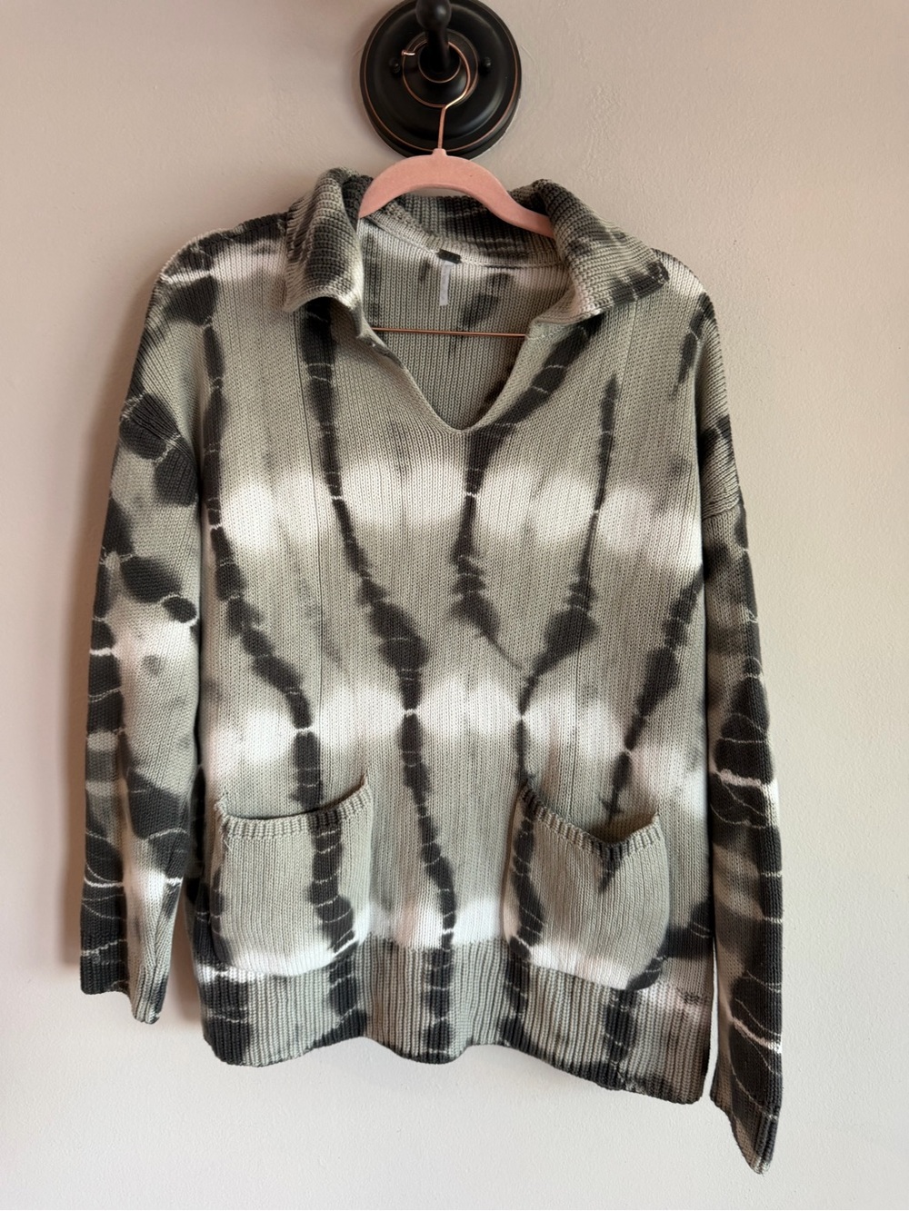 Young Fabulous & Broke YFB Tie Dye Knit Sweater Olive Green Gray Small Boho